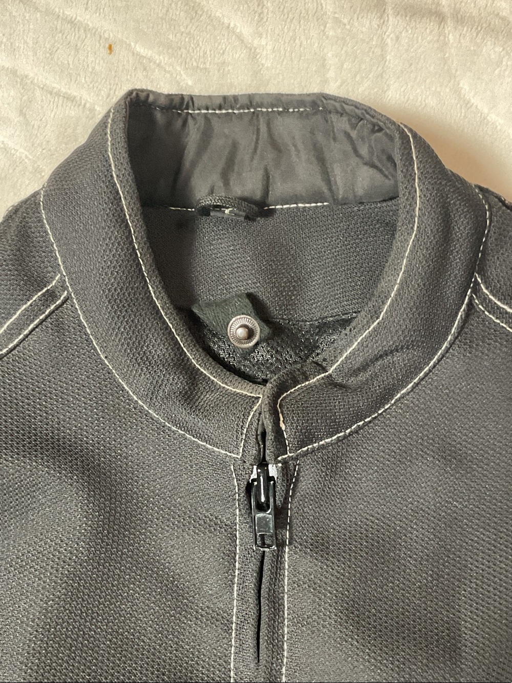 Motorcycle protective jacket - Picture 9 of 15